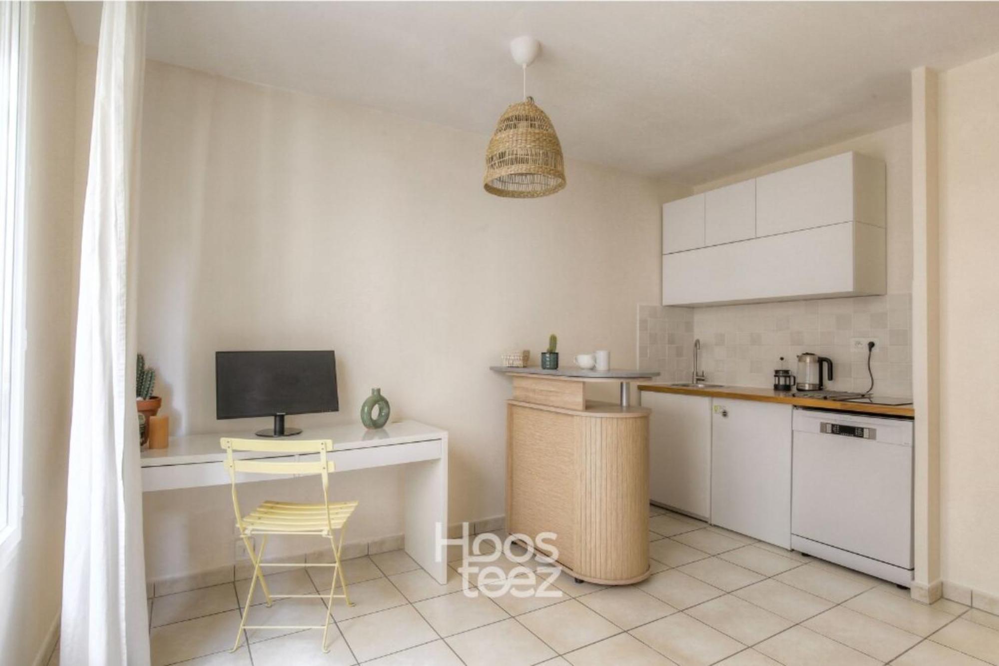 Le Calme Et Cosy Avec Parking Gratuit Apartment Lyon Exterior foto
