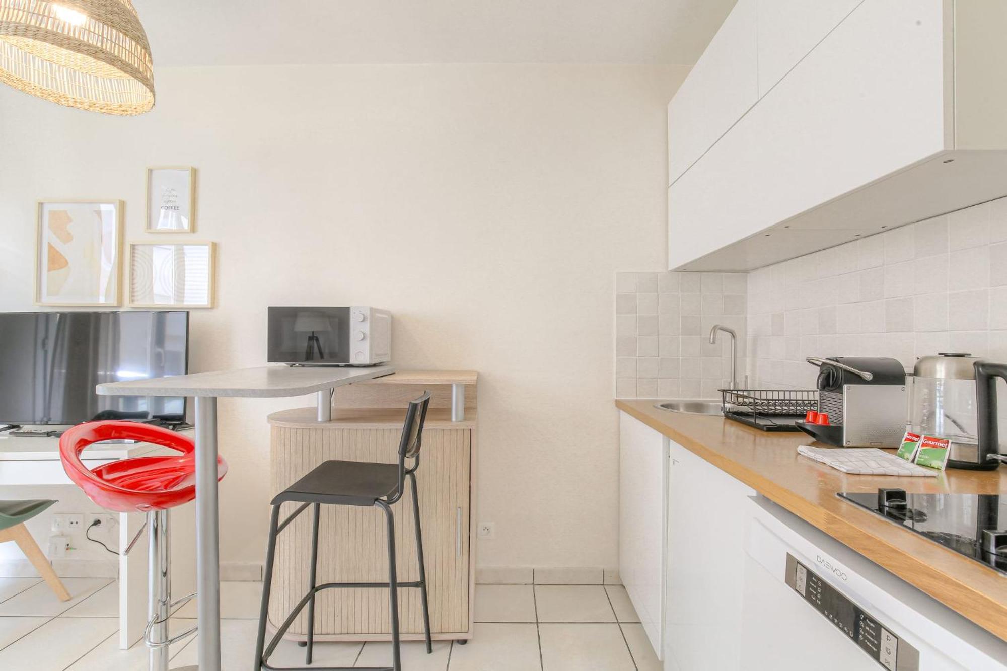 Le Calme Et Cosy Avec Parking Gratuit Apartment Lyon Exterior foto